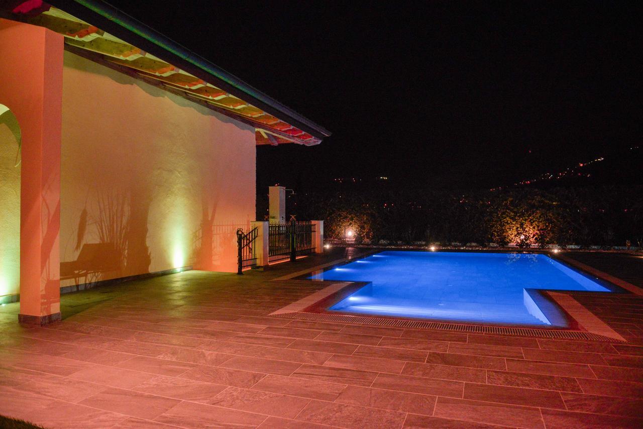 Villa Luxury House & Spa 리바 델 이탈리아 베로나 외부 사진