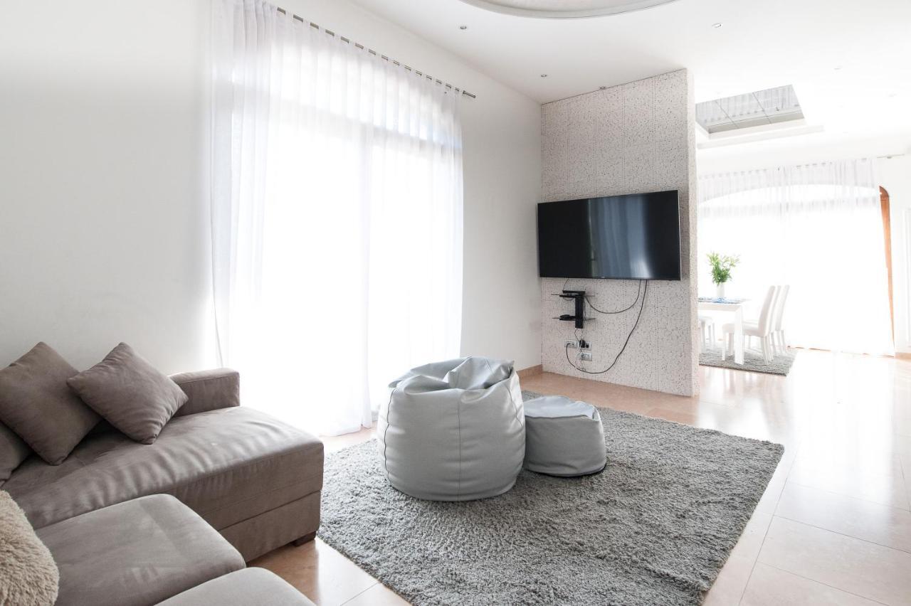 Villa Luxury House & Spa 리바 델 이탈리아 베로나 외부 사진